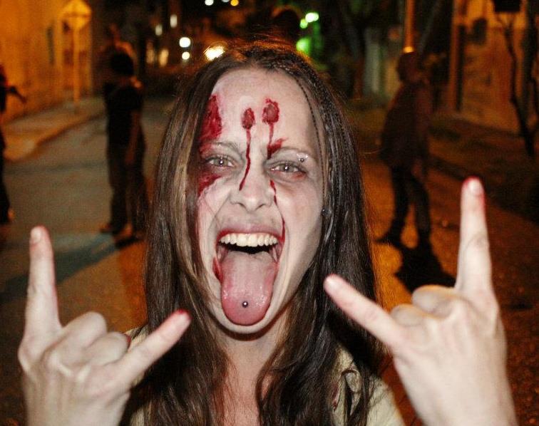 Beind a zombie in Medellin