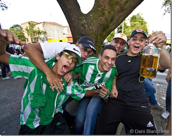Medellin, colombia, futebol, soccer, National, green and white shirts, boys patrying and drinking