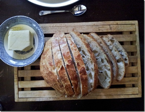homemade bread, sliced bread on tray